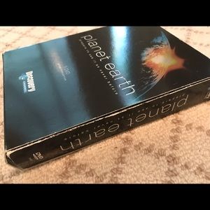 Planet earth 5 dvd collectors boxed set.